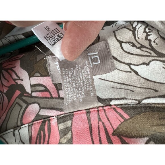 Chico’s Colorful Floral Button Up Jacket in Women’s Size 3, Pink White Gray - Picture 7 of 7